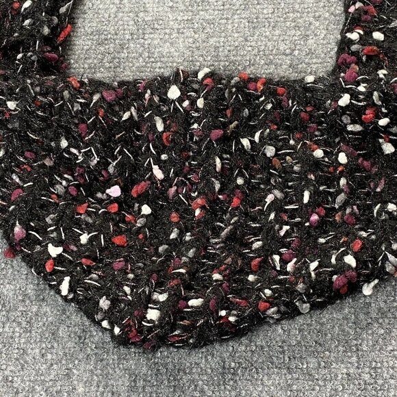 ND Infinity Scarf Womens Chunky Knit Cowl Black Red Reversible Warm Neck New - Picture 2 of 10